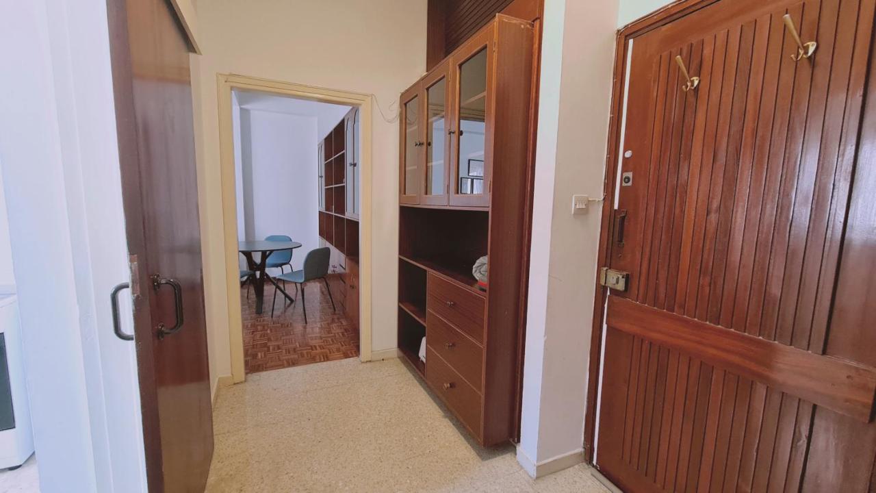 Stay Antique Apartment Larnaca Esterno foto